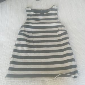 Banana Republic- Black and white fitted tank
